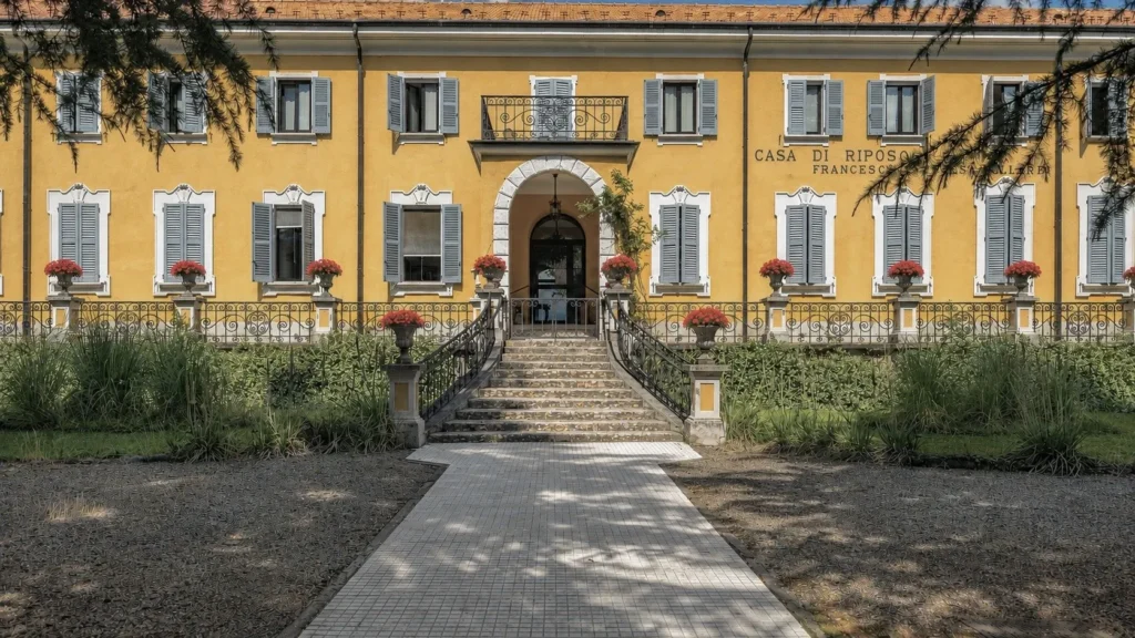 Casa vallardi ingresso villa storica